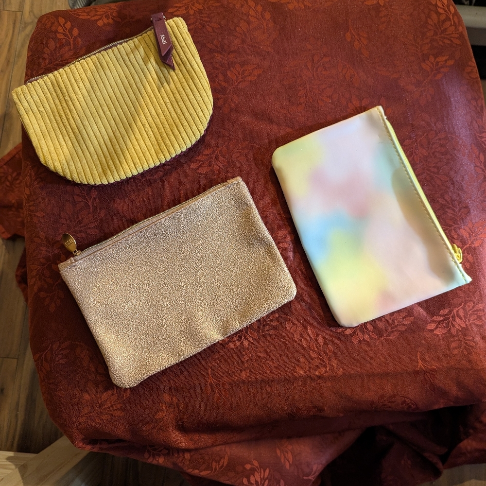 Ipsy Bag Bundle - Lot of 3 Ipsy Bags And 3 Random Bags